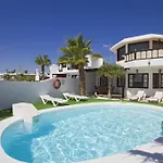 Miguel, 3 Bed With Private Pool Апартаменты *