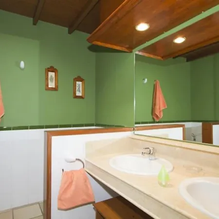 Apartment Miguel, 3 Bed With Private Pool Puerto del Carmen (Lanzarote)