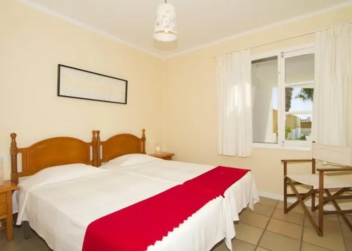 Miguel, 3 Bed With Private Pool *